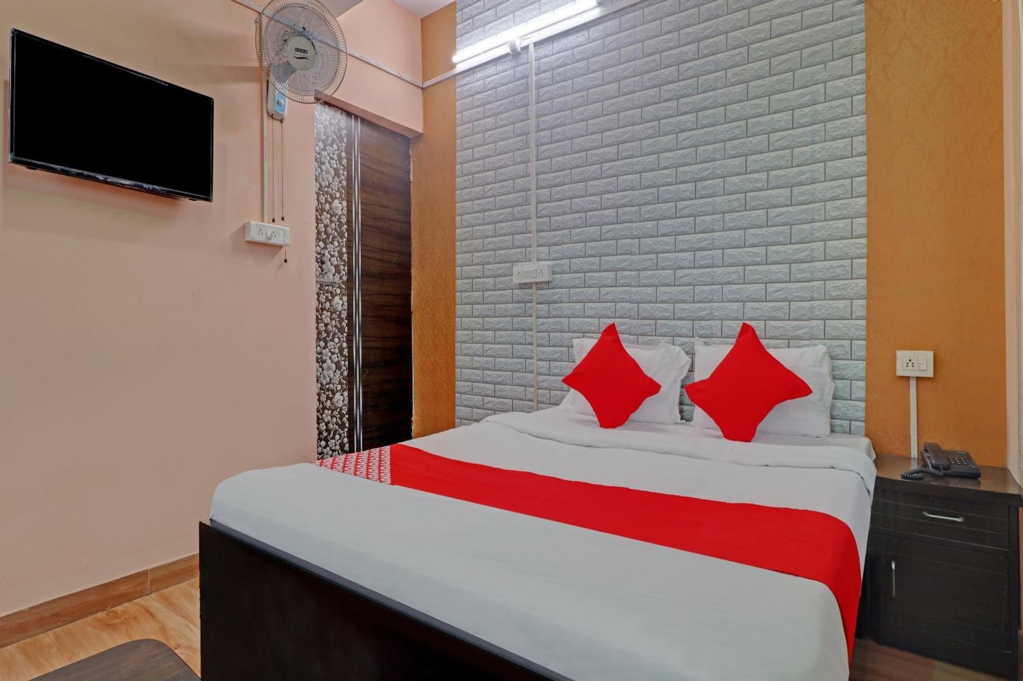Hotel O Ki & Kaa Danapur Екстериор снимка