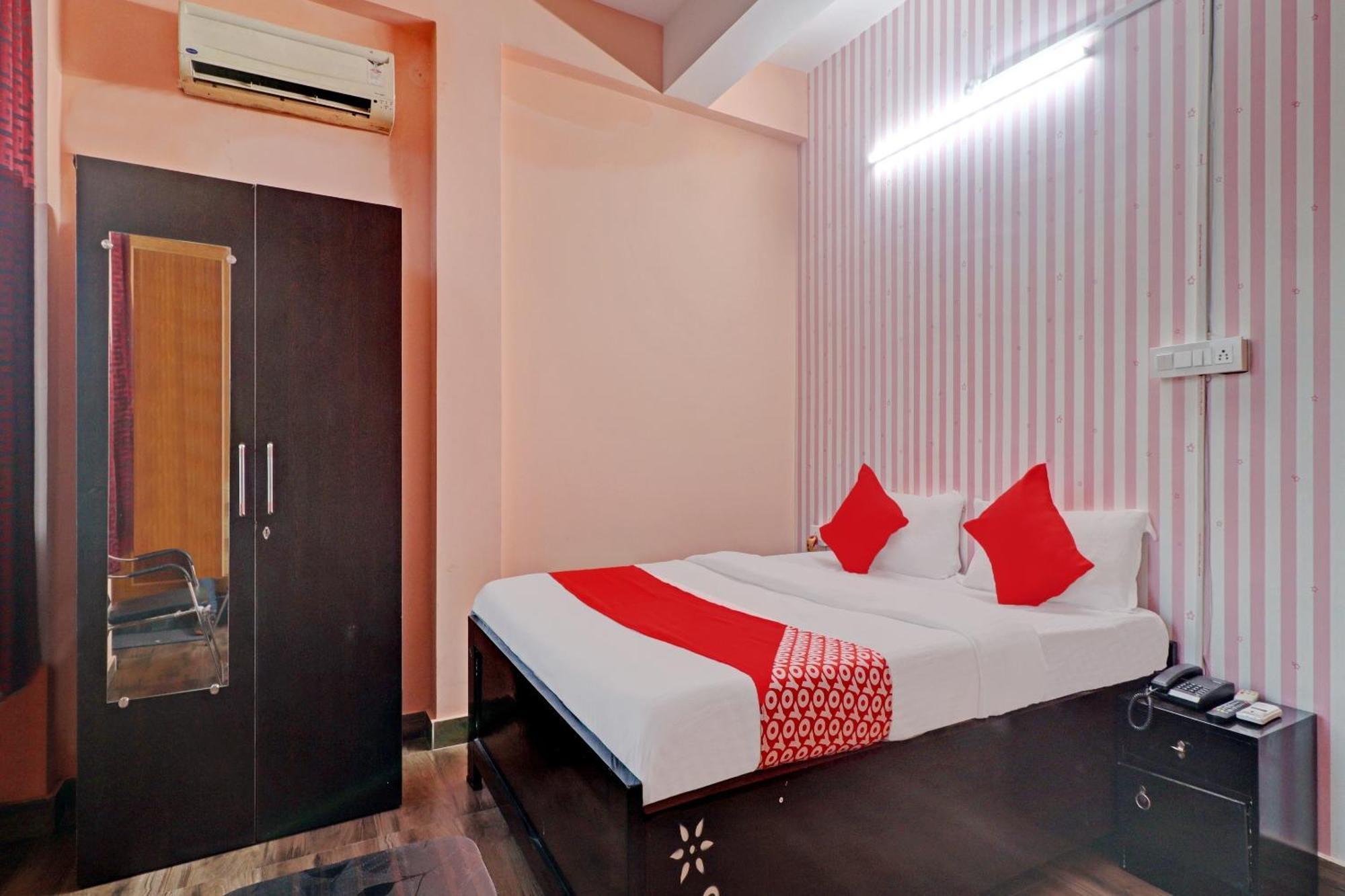 Hotel O Ki & Kaa Danapur Екстериор снимка